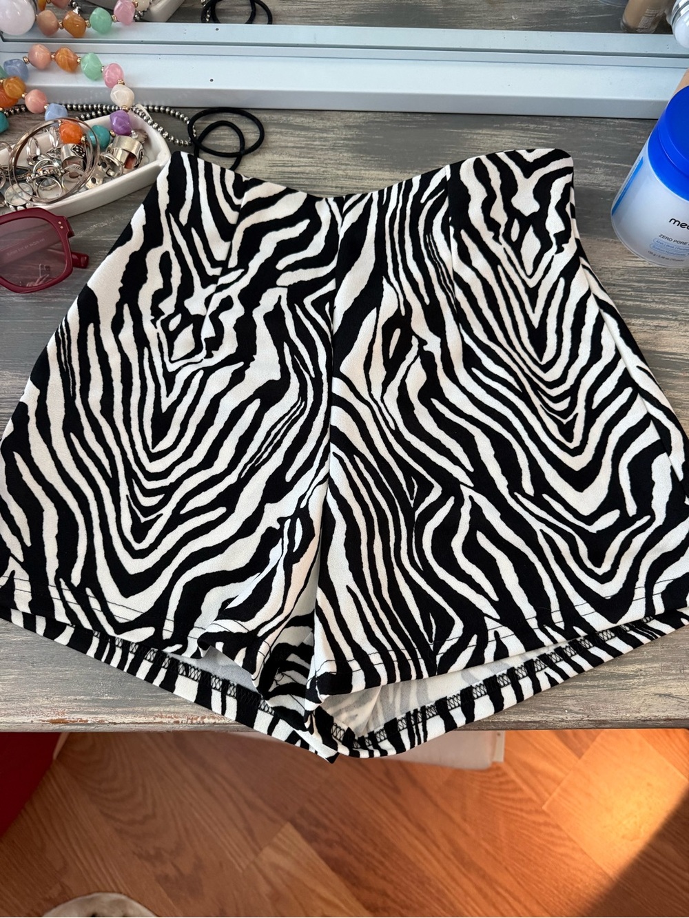 SHEIN Black & White Zebra Print High-Waist Shorts